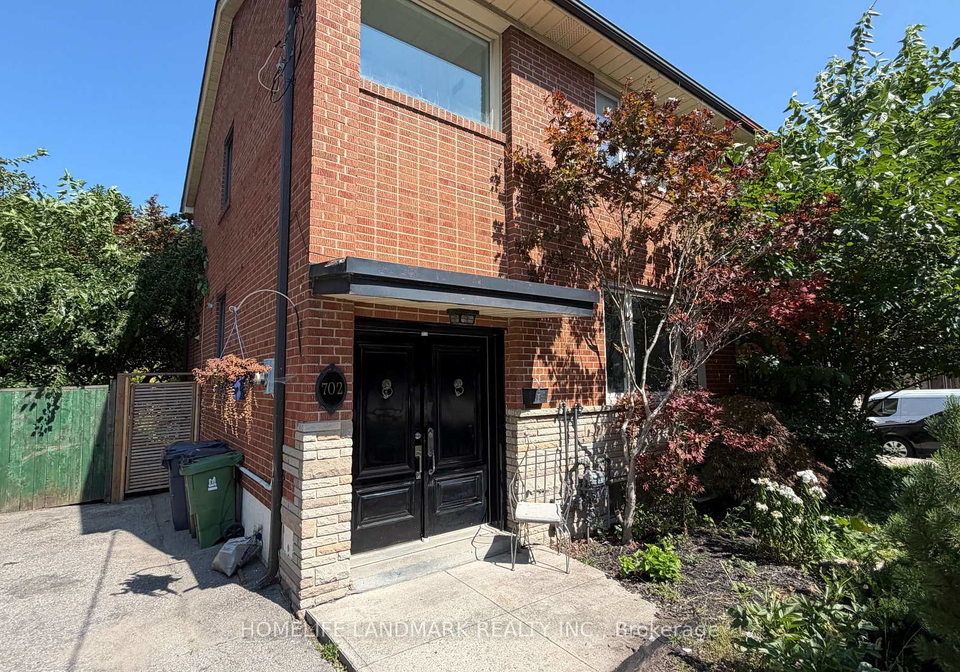 702-sheppard-avenue-e-e-toronto-north-york-ontario-c13731032