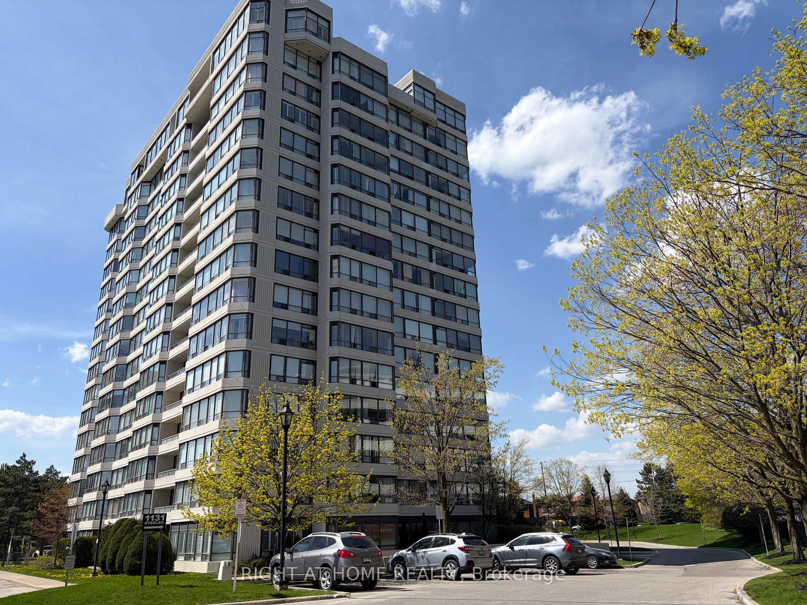 1131-steeles-avenue-w-toronto-toronto-ontario-c13731566