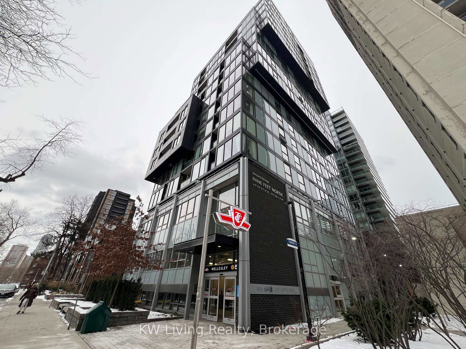 17-dundonald-street-toronto-toronto-ontario-c13731812