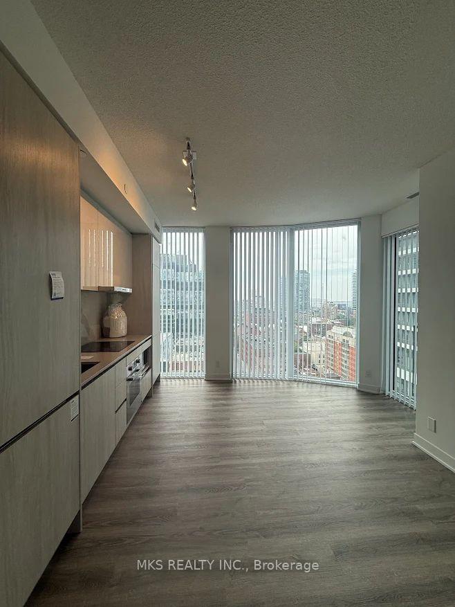 180-front-street-e-toronto-toronto-ontario-c13732102