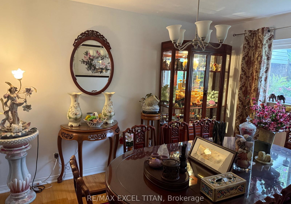 35-cairnside-crescent-toronto-north-york-ontario-c13732304