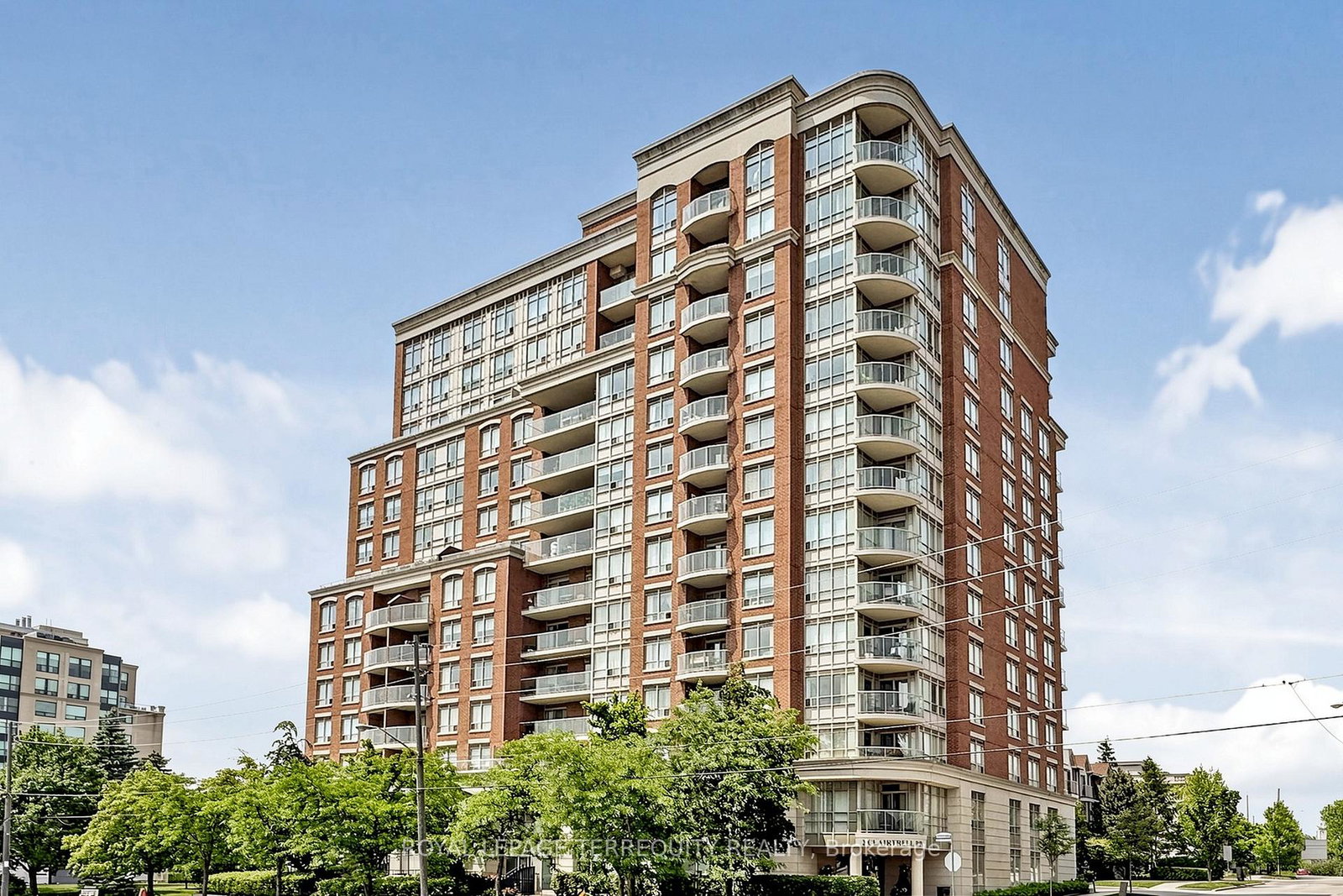 2-clairtrell-road-toronto-north-york-ontario-c13732650