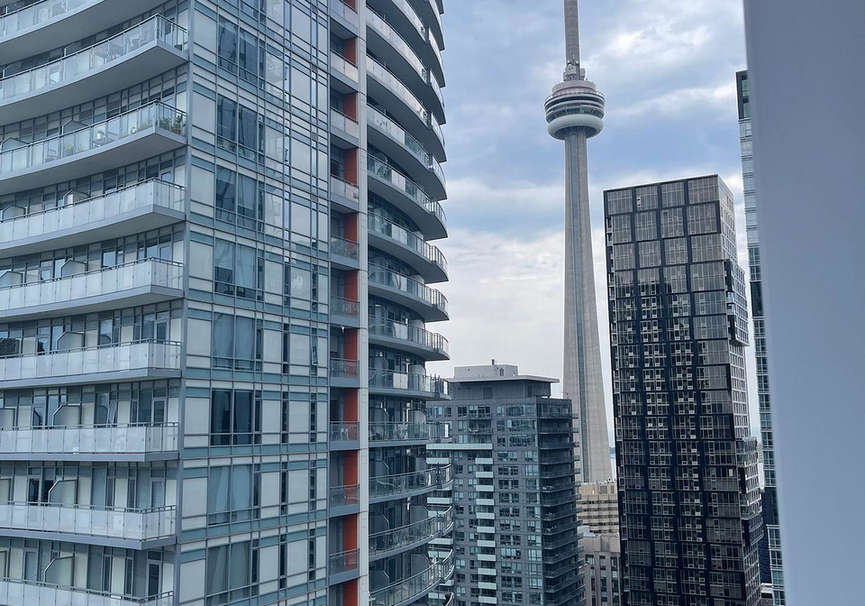 28-widmer-street-toronto-toronto-ontario-c13733036