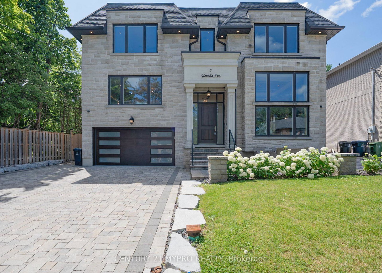 5-glenelia-avenue-toronto-north-york-ontario-c13733122