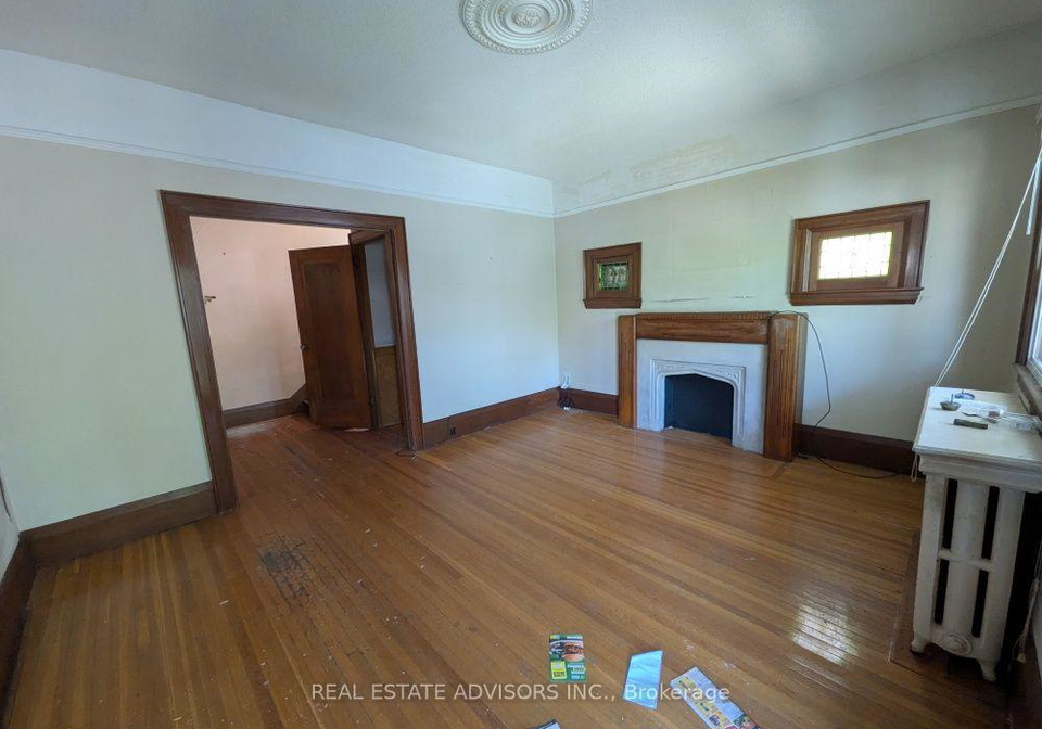 61-greensides-avenue-toronto-toronto-ontario-c13733212