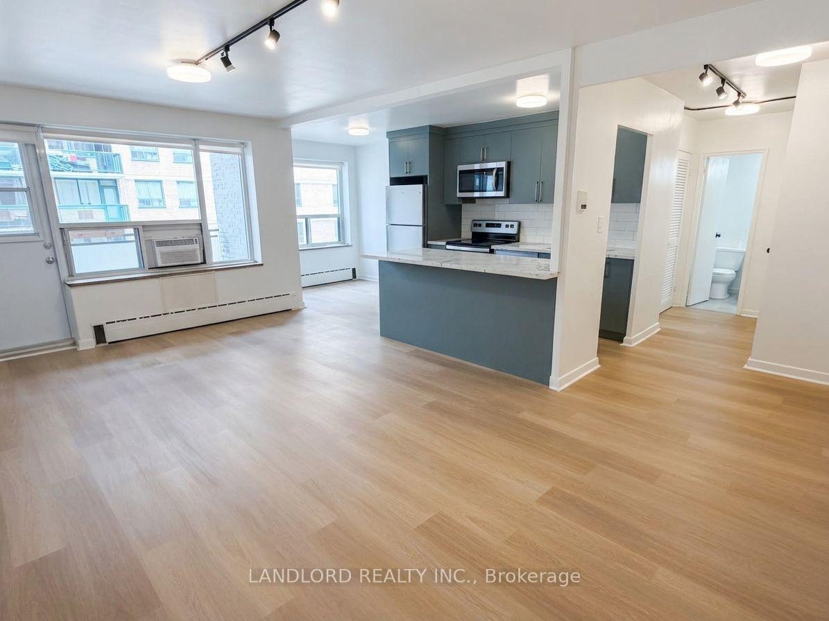 420-eglinton-avenue-e-toronto-toronto-ontario-c13733972