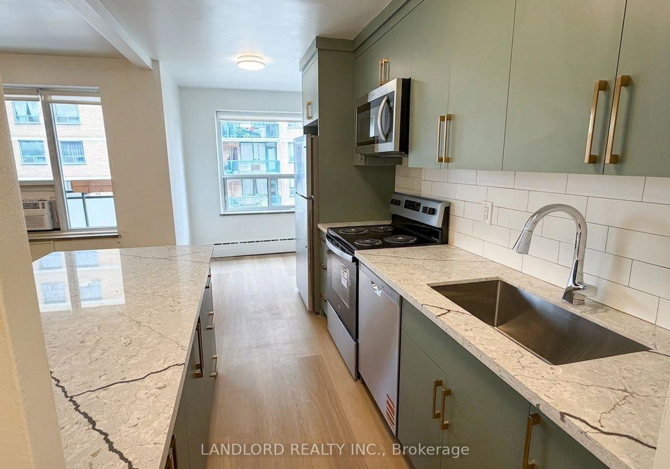 420-eglinton-avenue-e-toronto-toronto-ontario-c13733972