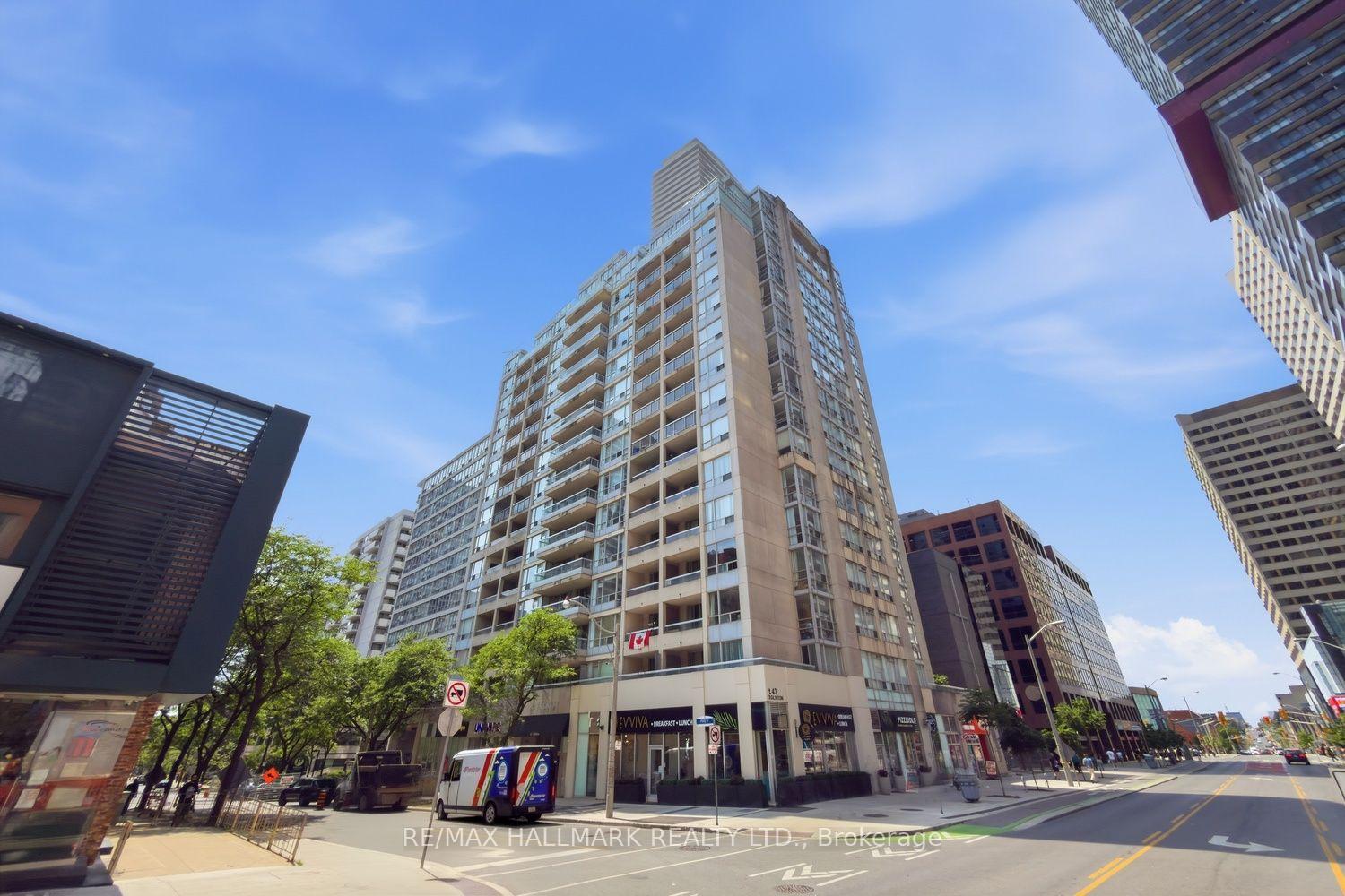 43-eglinton-avenue-e-toronto-toronto-ontario-c13734124