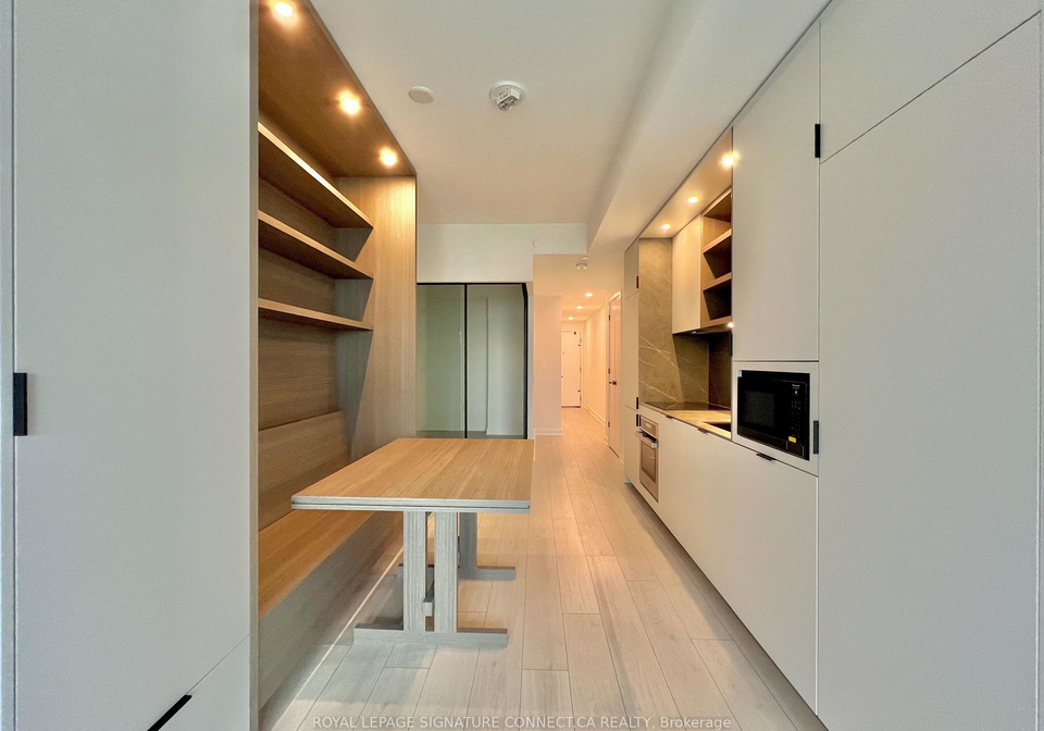 55-charles-street-e-toronto-toronto-ontario-c13734308