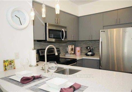8-scollard-street-s-toronto-toronto-ontario-c13734442