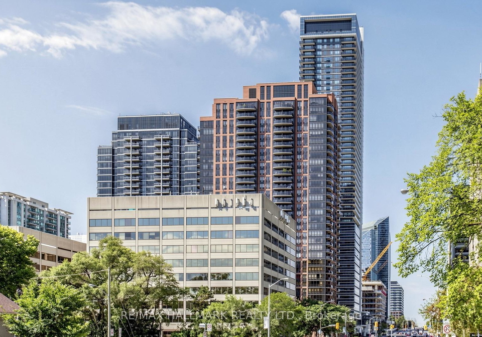 33-sheppard-avenue-toronto-north-york-ontario-c13734462