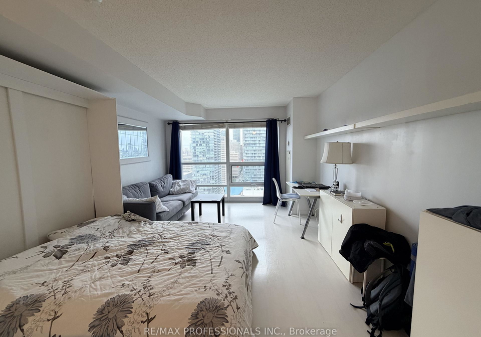 763-bay-street-toronto-toronto-ontario-c13734504