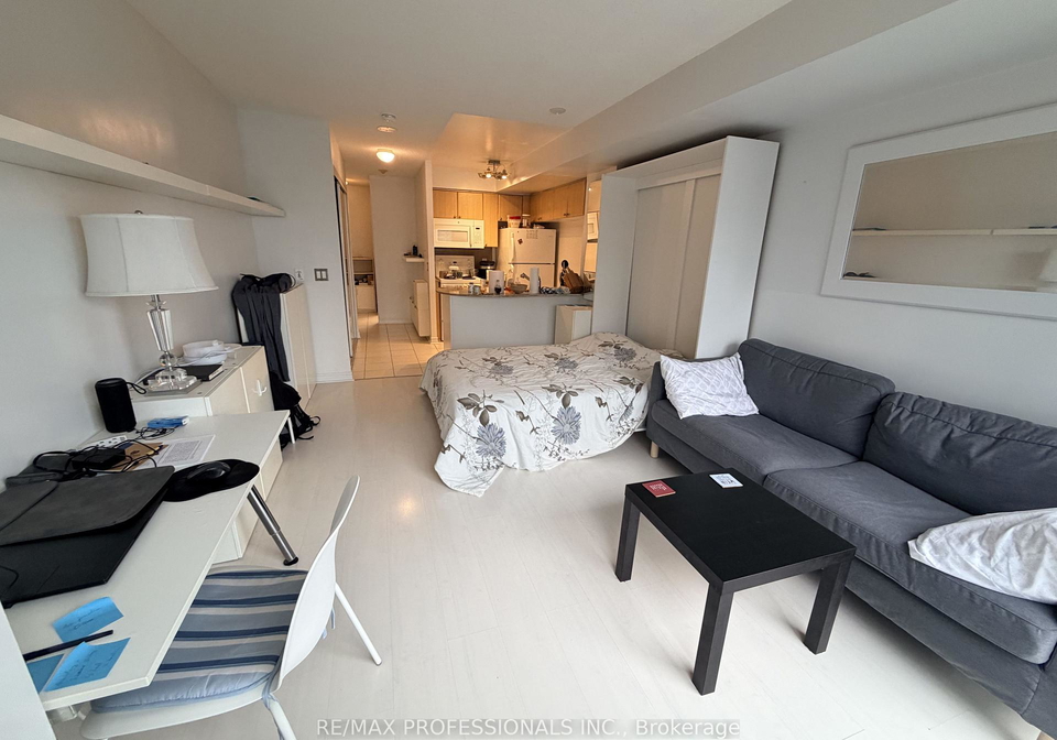 763-bay-street-toronto-toronto-ontario-c13734504
