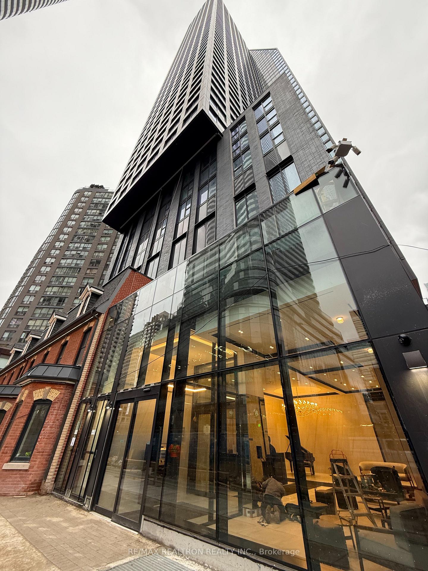 8-wellesley-street-w-toronto-toronto-ontario-c13734612