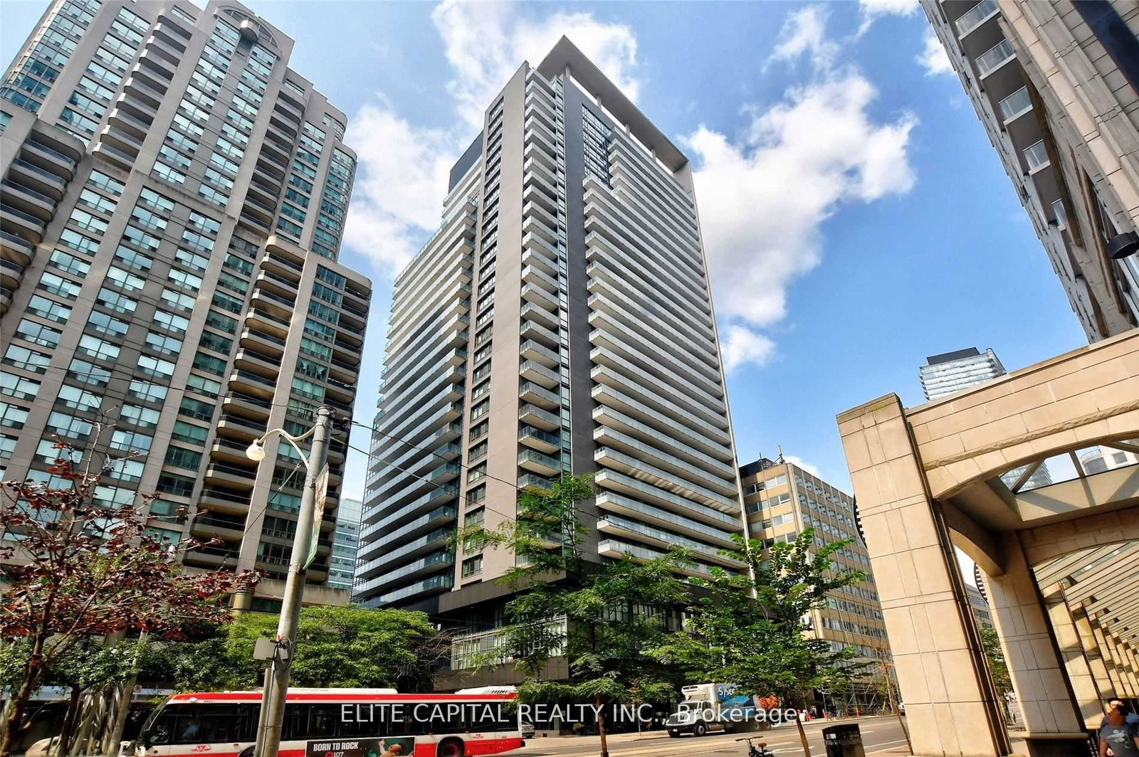 770-bay-street-toronto-toronto-ontario-c13734632