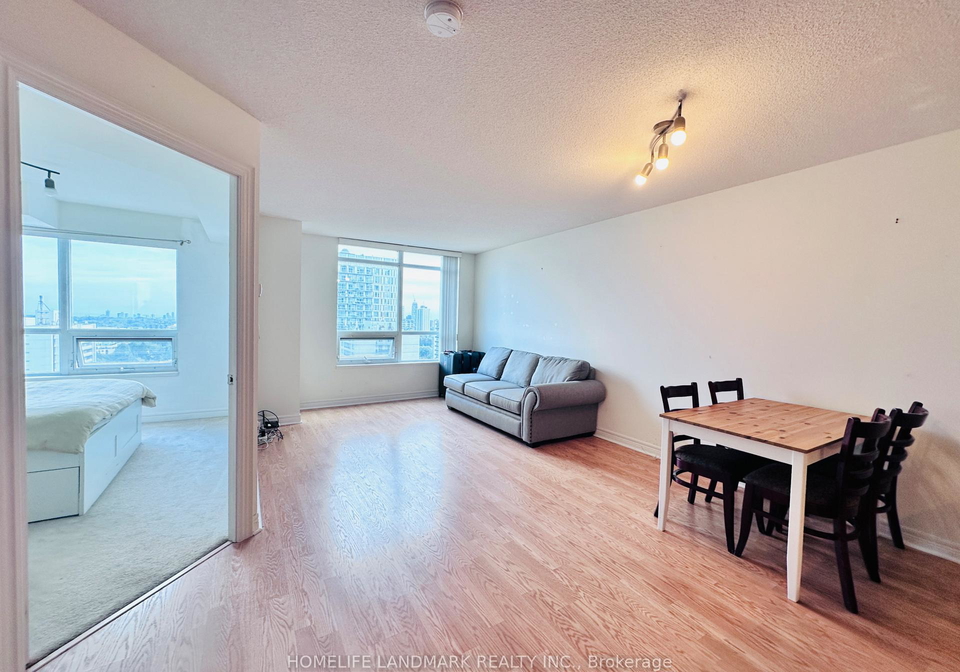 212-eglinton-avenue-e-toronto-toronto-ontario-c13734794