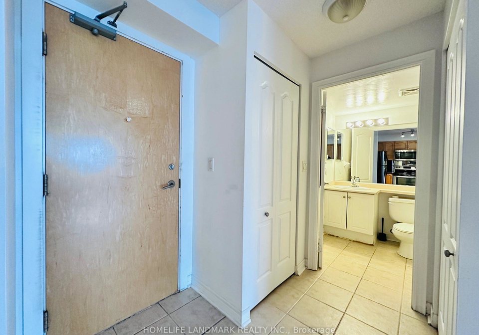 212-eglinton-avenue-e-toronto-toronto-ontario-c13734794