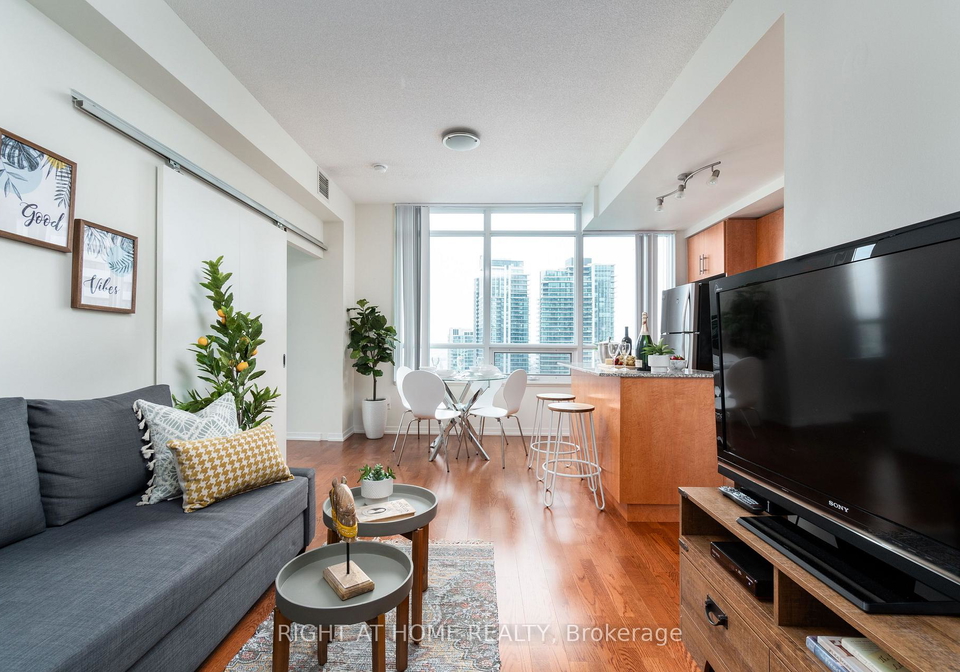 55-bremner-boulevard-toronto-toronto-ontario-c13734940