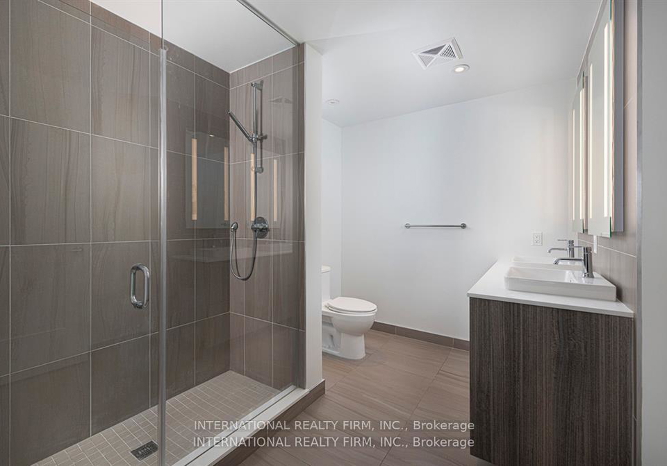 480-front-street-w-toronto-toronto-ontario-c13735010