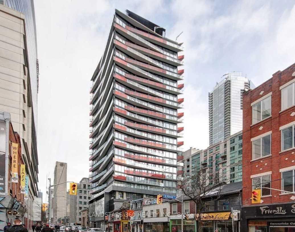 215-queen-street-w-toronto-toronto-ontario-c13735014