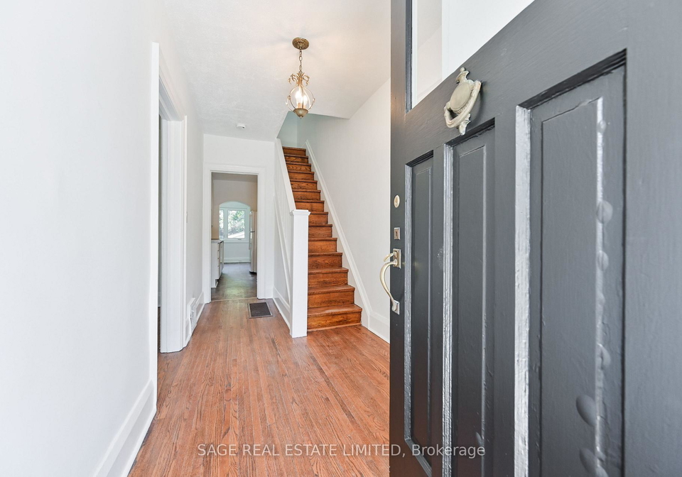 152-manor-road-e-toronto-toronto-ontario-c13735046