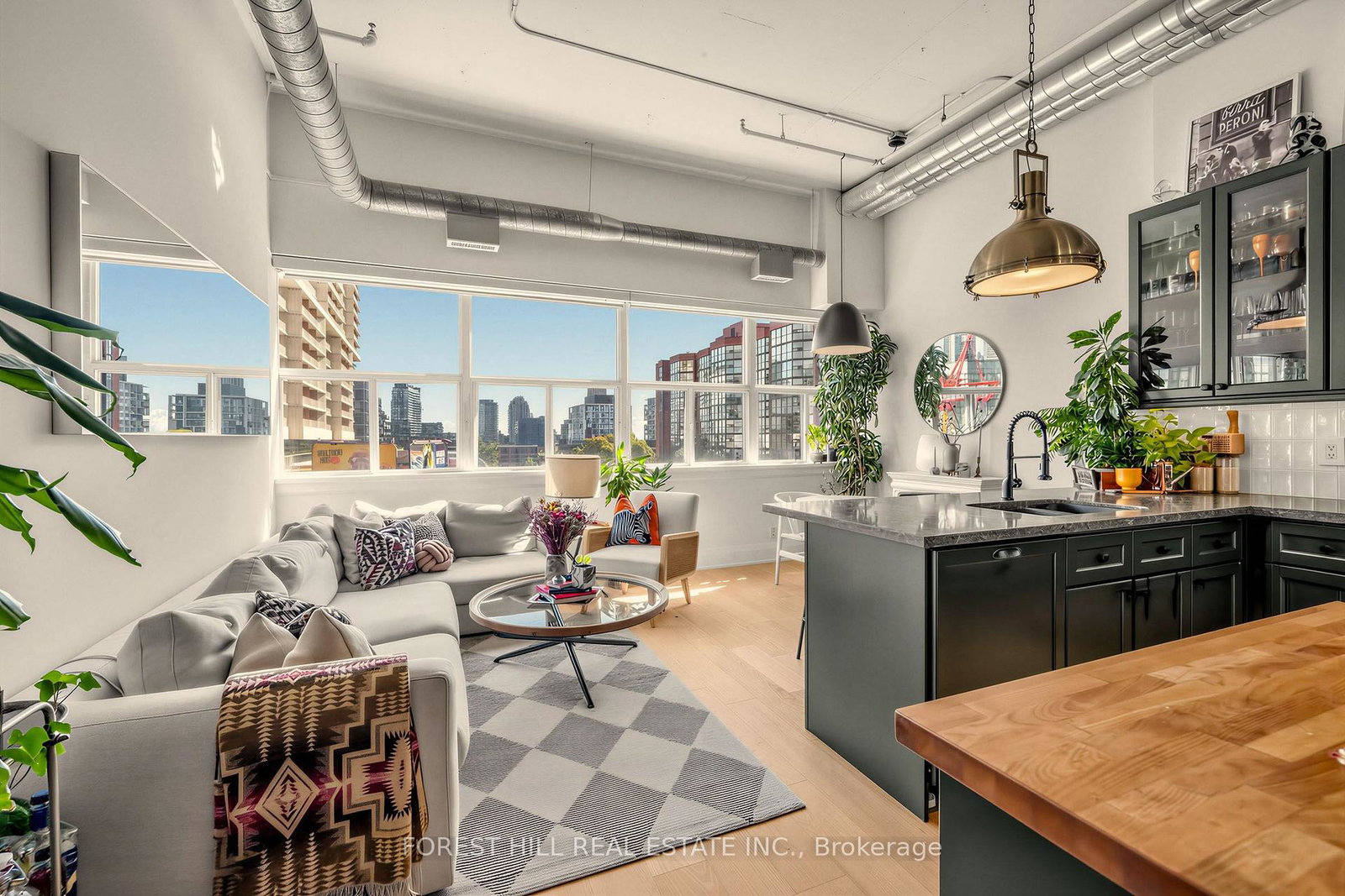 700-king-street-w-toronto-toronto-ontario-c13735860