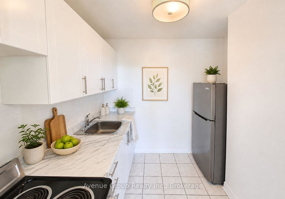 120-shelborne-avenue-toronto-toronto-ontario-c13735862