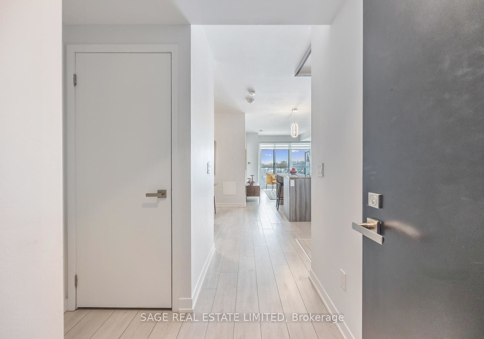 31-tippett-road-toronto-toronto-ontario-c13736372
