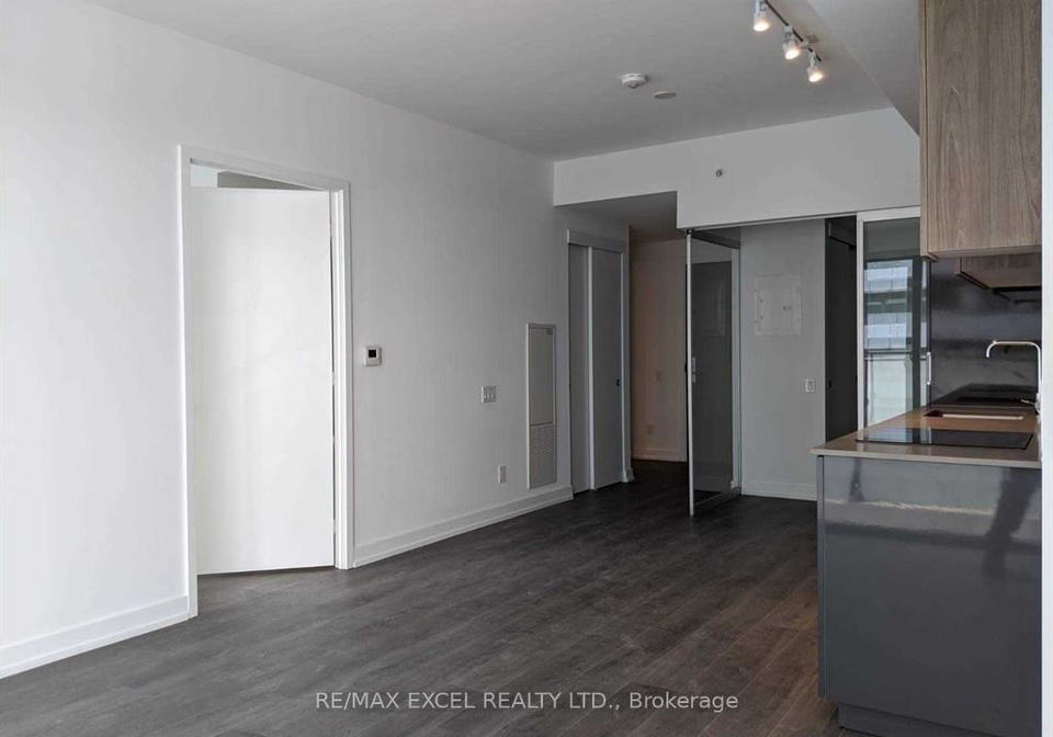 161-roehampton-avenue-toronto-toronto-ontario-c13736408