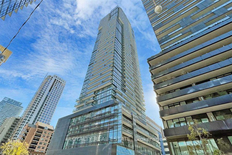 39-roehampton-avenue-toronto-toronto-ontario-c13736914