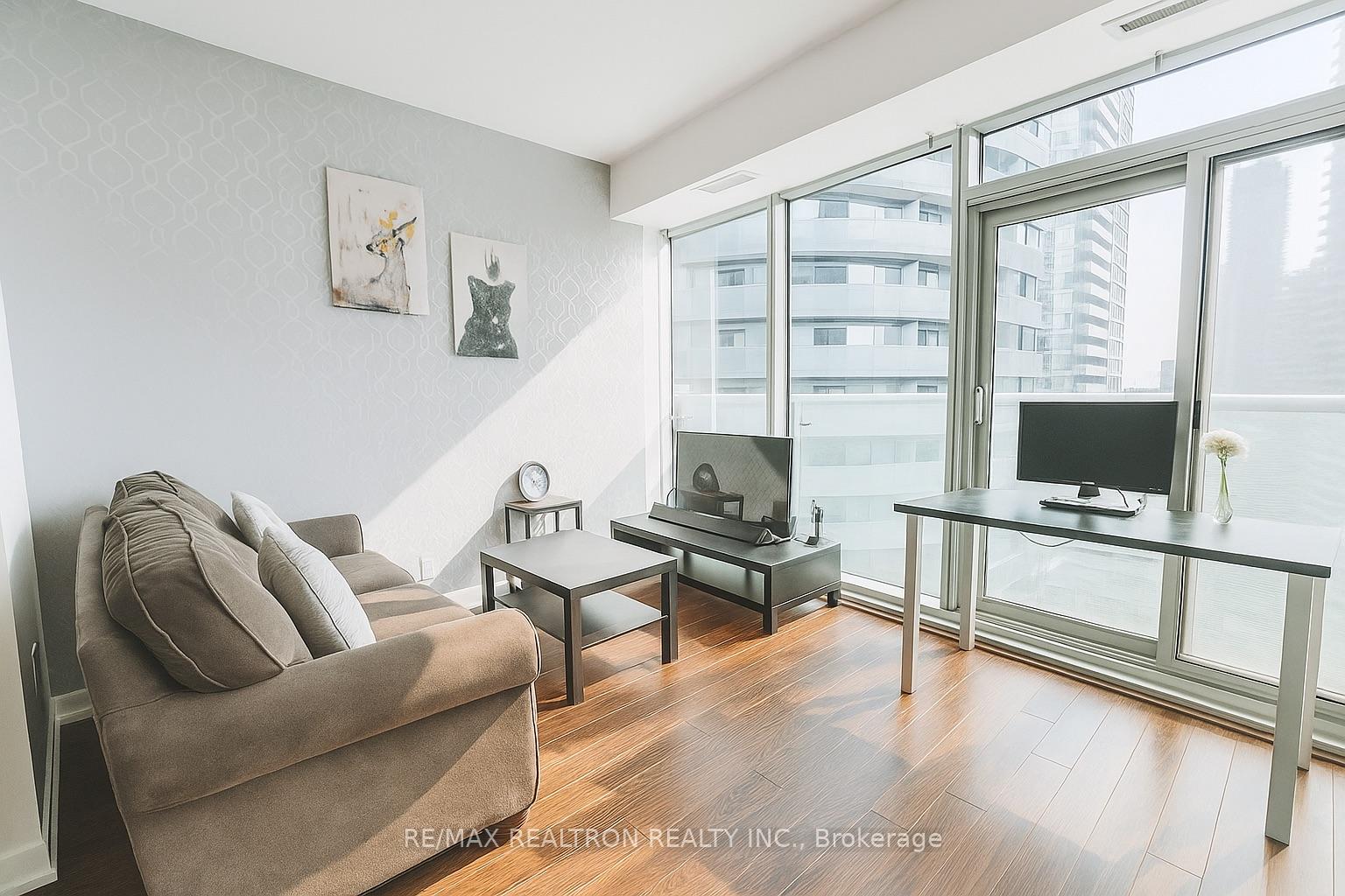 12-york-street-toronto-toronto-ontario-c13736934