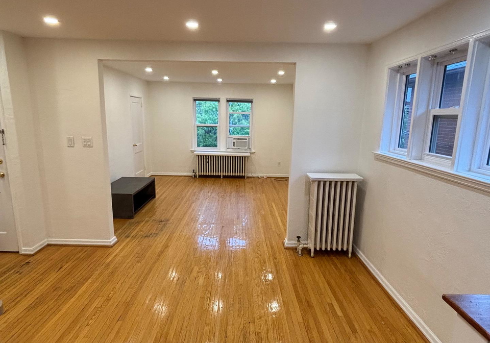 75-burnaby-boulevard-toronto-toronto-ontario-c13737532