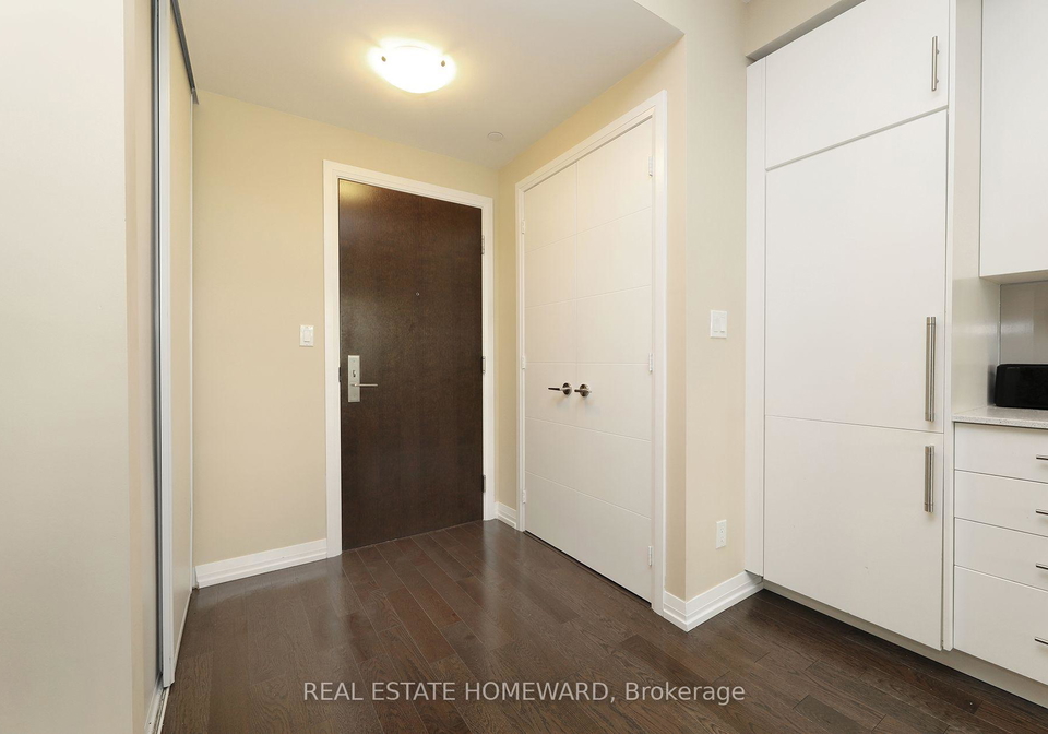 460-adelaide-street-e-toronto-toronto-ontario-c13737558