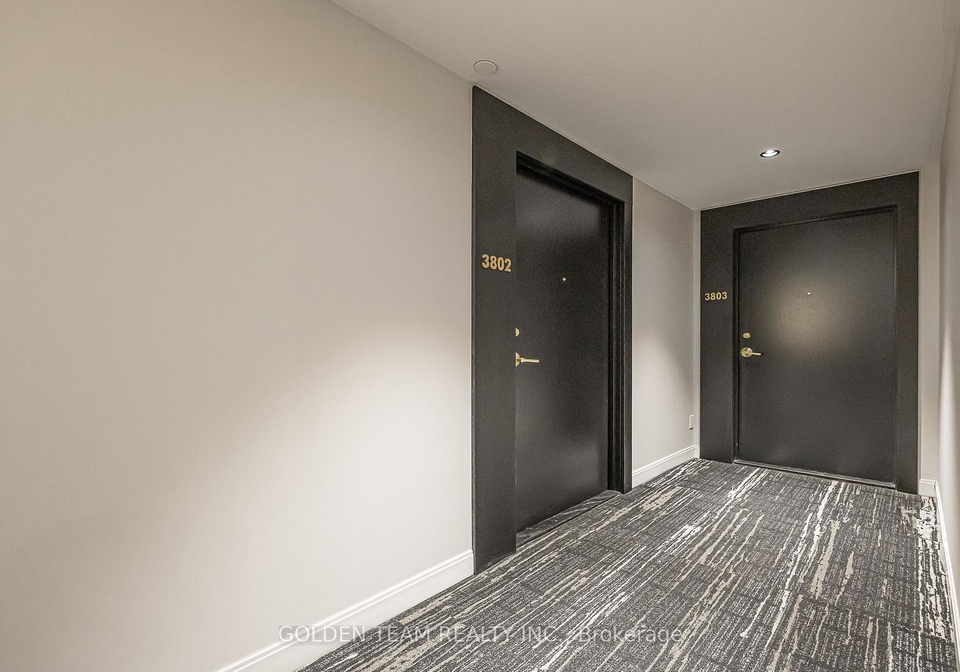 85-wood-street-toronto-toronto-ontario-c13739012