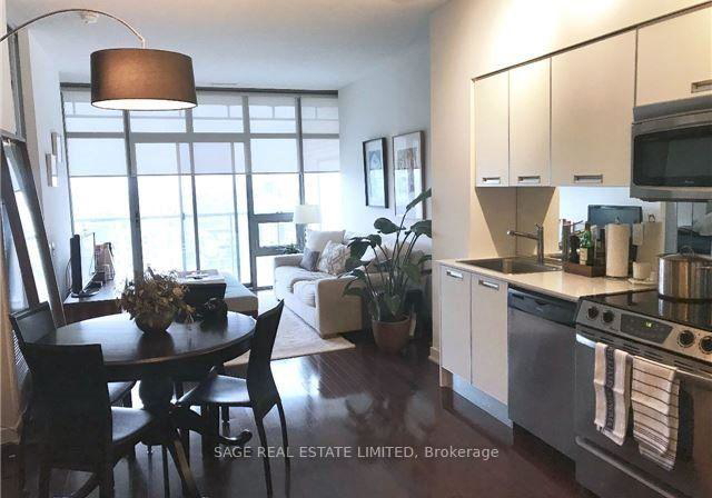 33-charles-street-e-toronto-toronto-ontario-c13739242