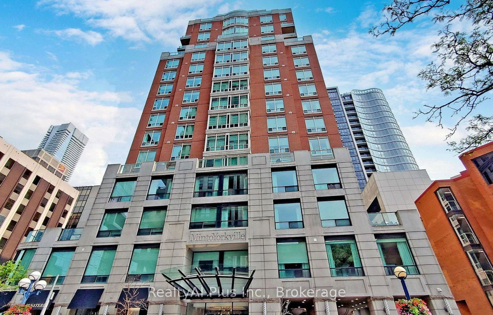 155-yorkville-avenue-toronto-toronto-ontario-c13739244