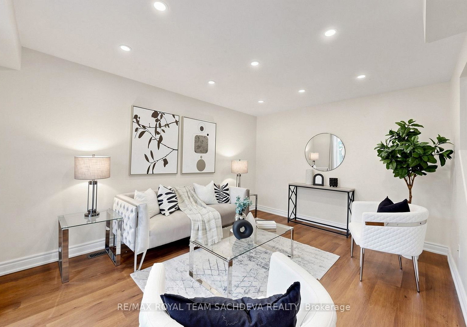 67-rock-fernway-toronto-north-york-ontario-c13739512