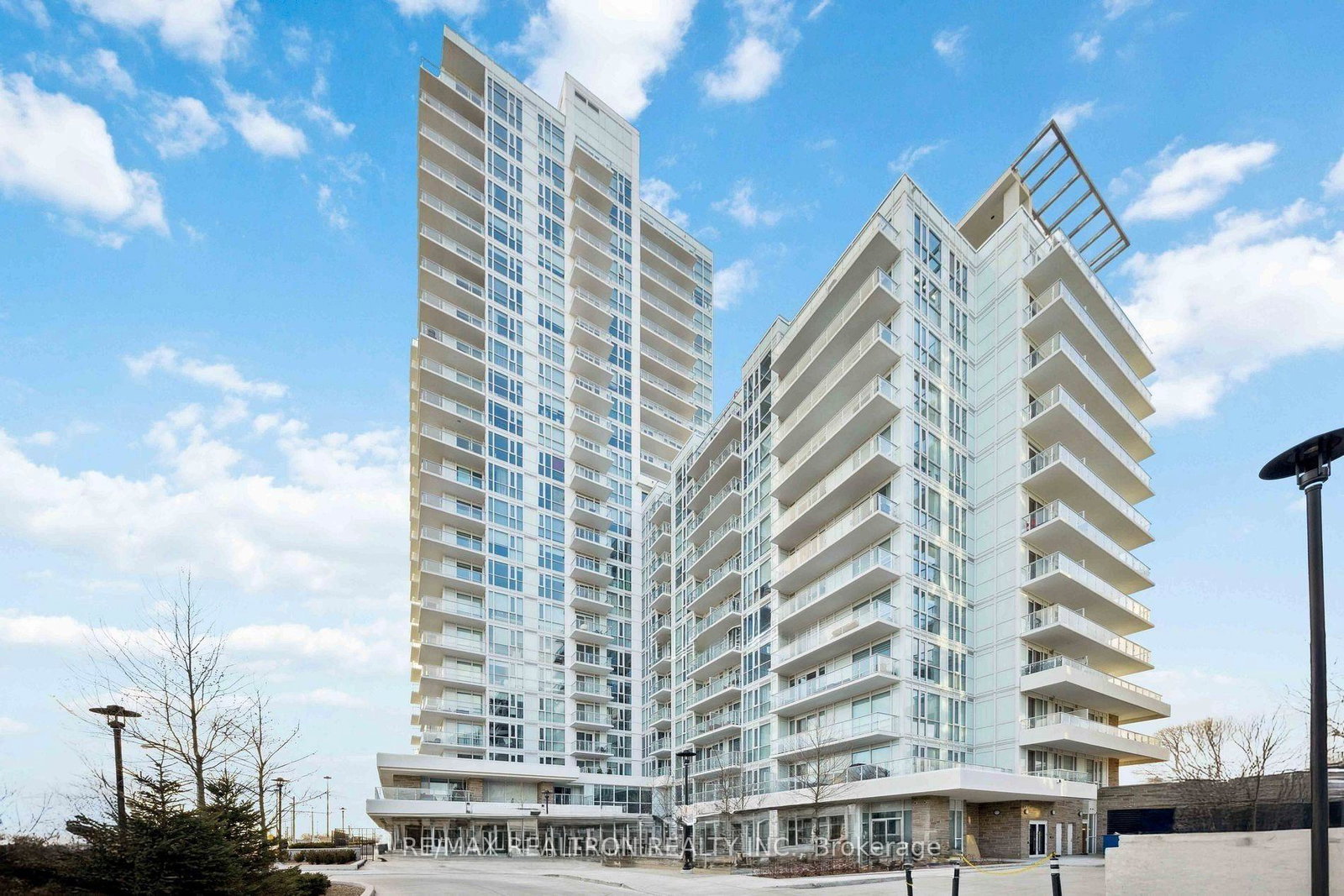 10-deerlick-court-toronto-north-york-ontario-c13739758