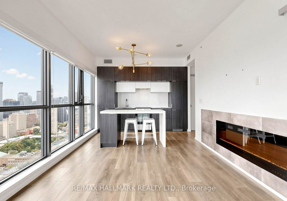 159-dundas-street-e-toronto-toronto-ontario-c13739832