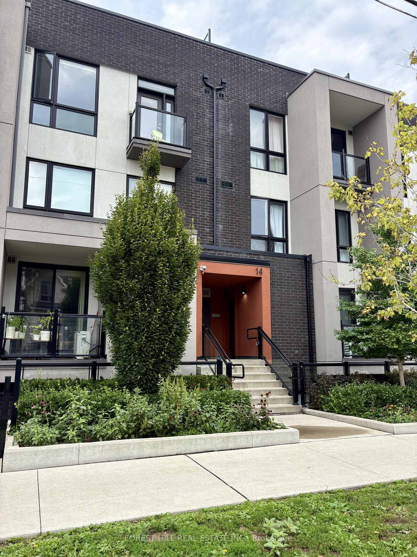 14-marquette-avenue-toronto-toronto-ontario-c13740088