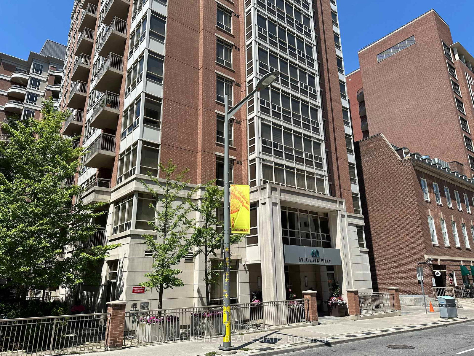 60-st-clair-avenue-w-toronto-toronto-ontario-c13740548