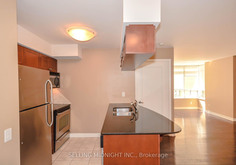 60-st-clair-avenue-w-toronto-toronto-ontario-c13740548