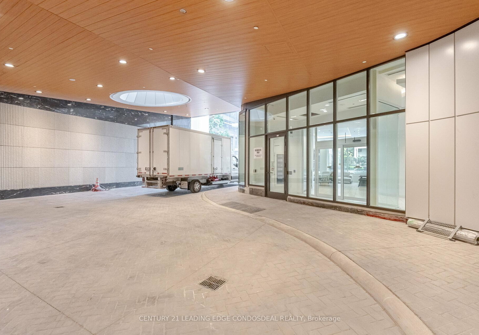 238-simcoe-street-toronto-toronto-ontario-c13740928