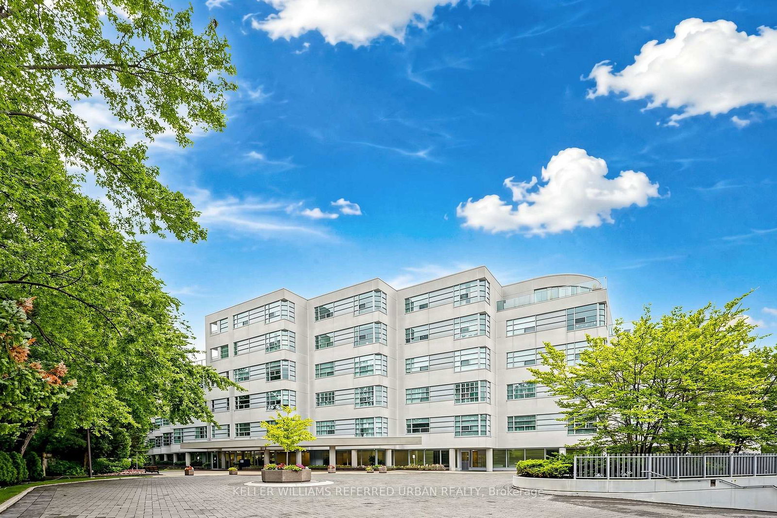 1-watergarden-way-toronto-north-york-ontario-c13741004