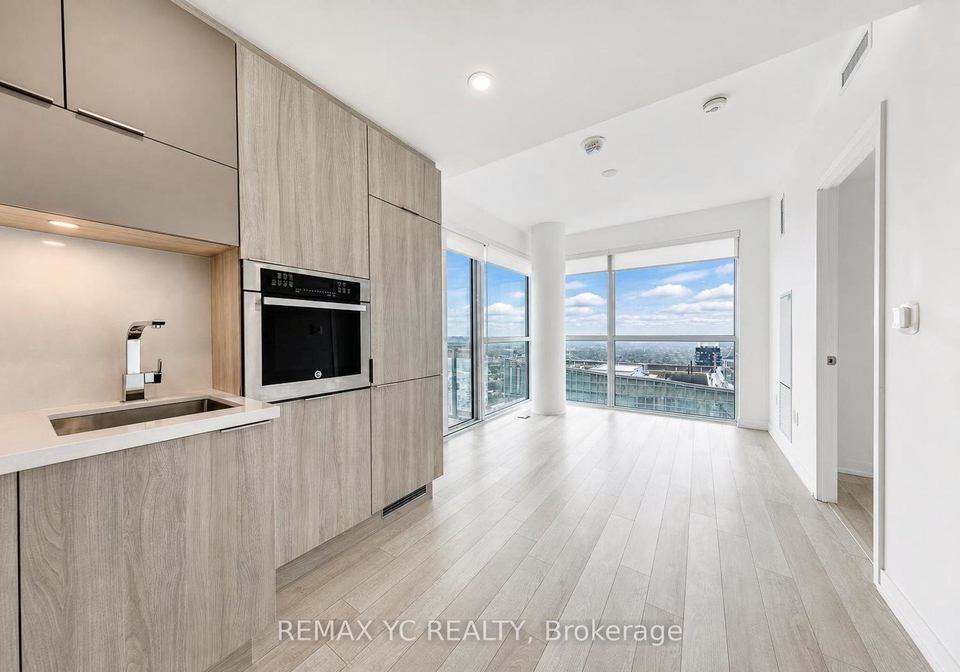39-roehampton-avenue-toronto-toronto-ontario-c13741560