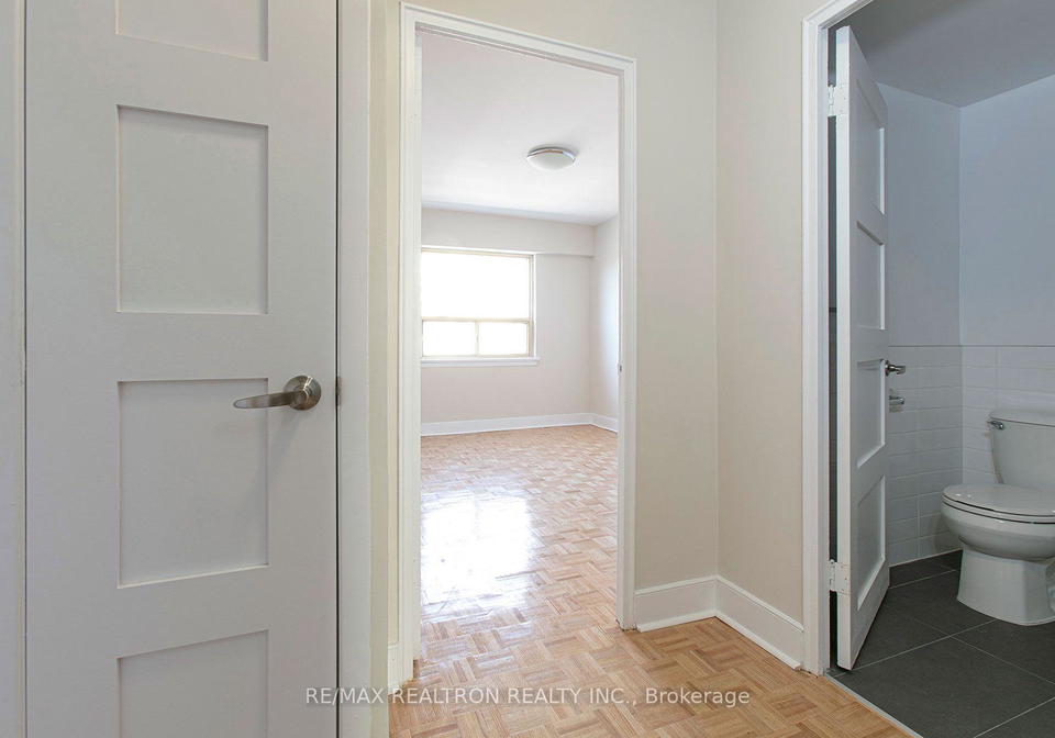 95-lawton-boulevard-toronto-toronto-ontario-c13741792