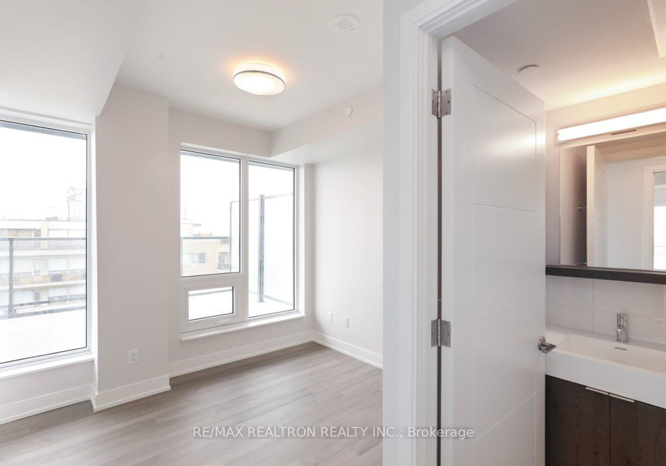 2525-bathurst-street-toronto-toronto-ontario-c13741796