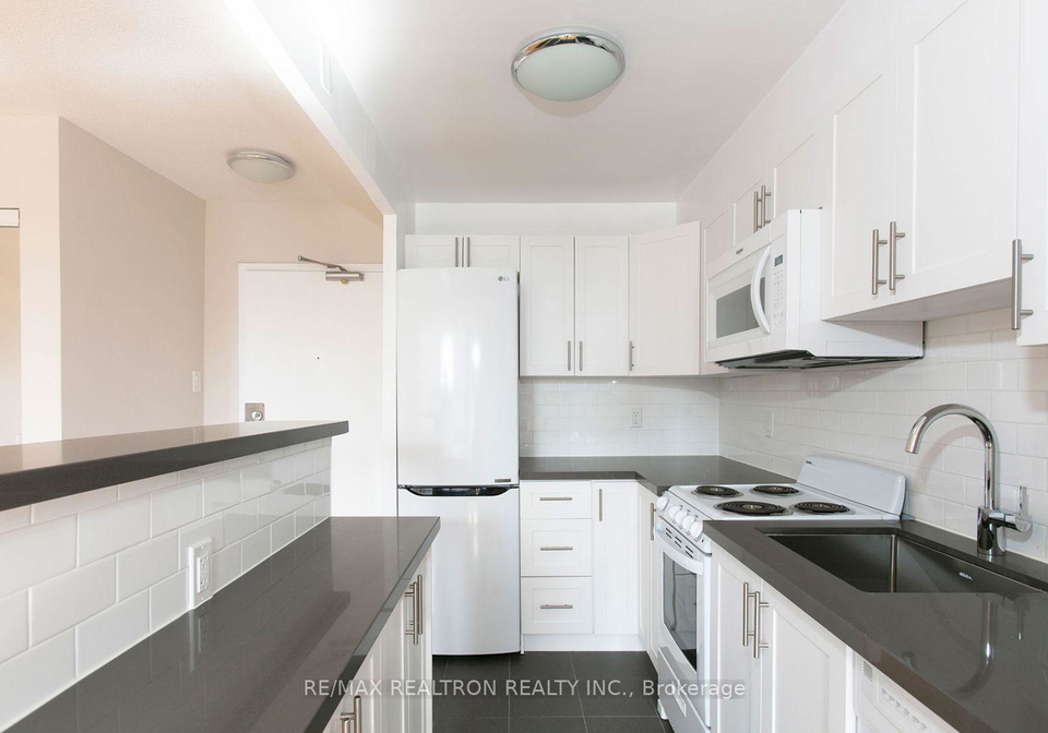 1500-bathurst-street-toronto-toronto-ontario-c13741826