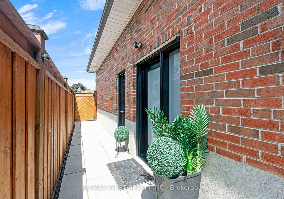 177-searle-avenue-toronto-toronto-ontario-c13741840