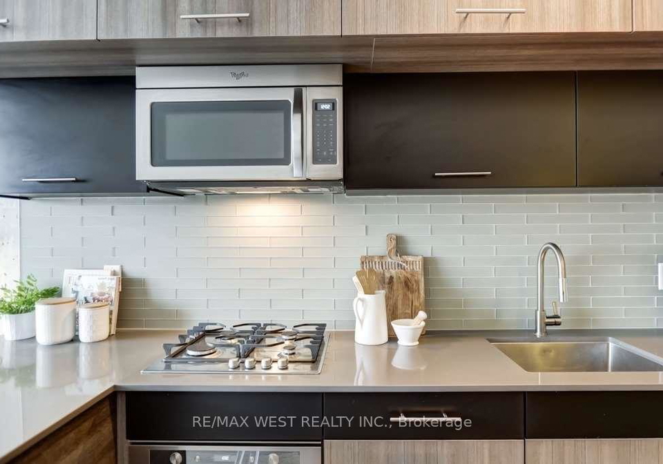 205-manning-avenue-toronto-toronto-ontario-c13742260